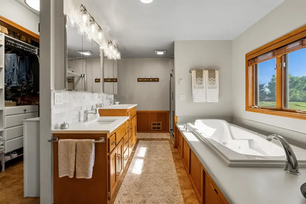 412 Bass Lane Corvallis MT 59828