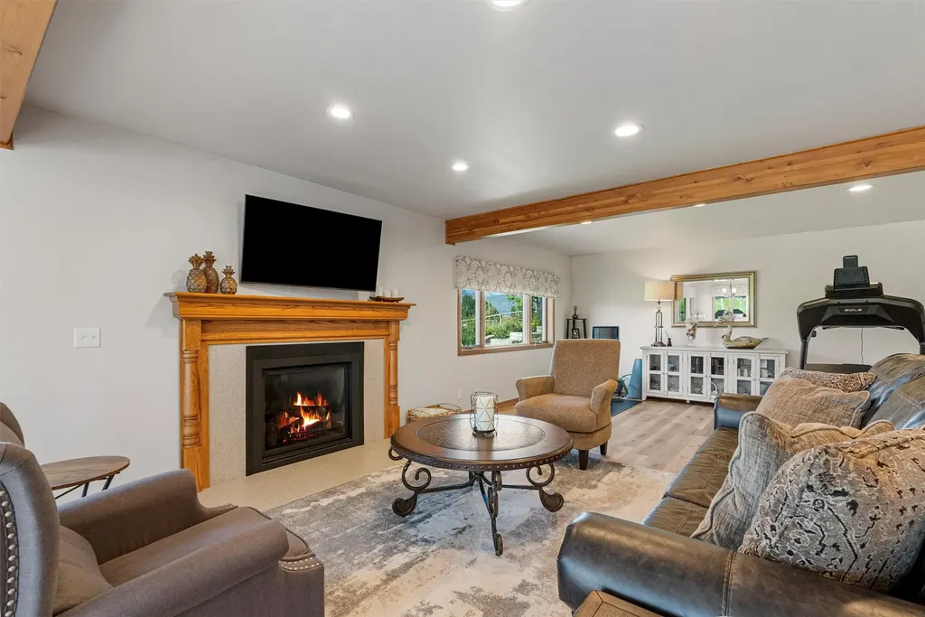 412 Bass Lane Corvallis MT 59828