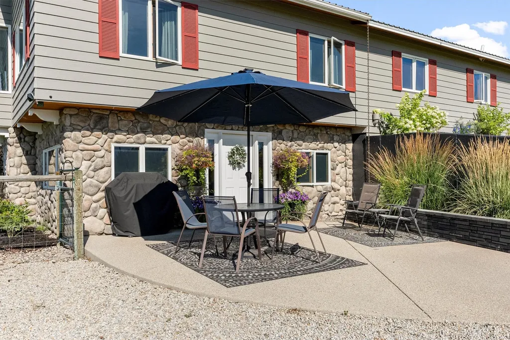 412 Bass Lane Corvallis MT 59828