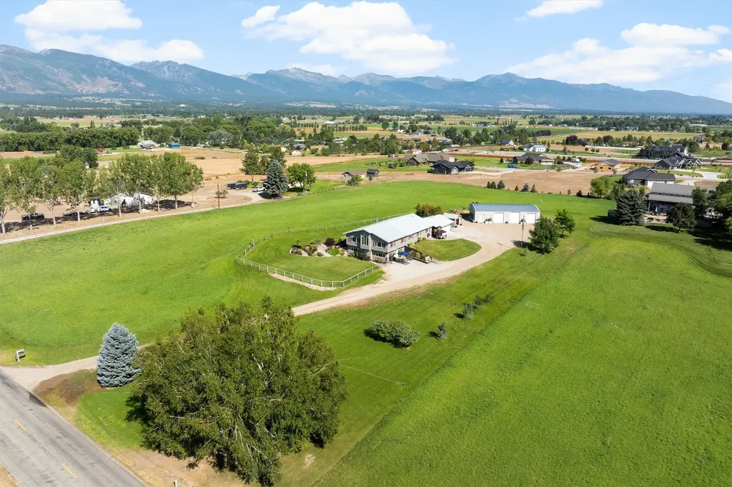 412 Bass Lane Corvallis MT 59828