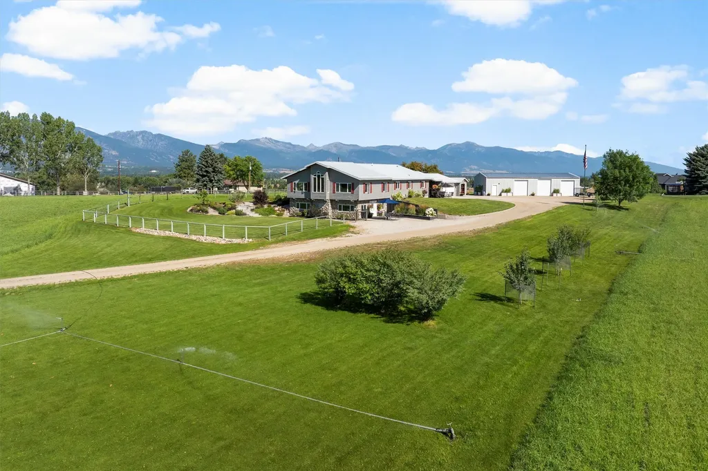412 Bass Lane Corvallis MT 59828