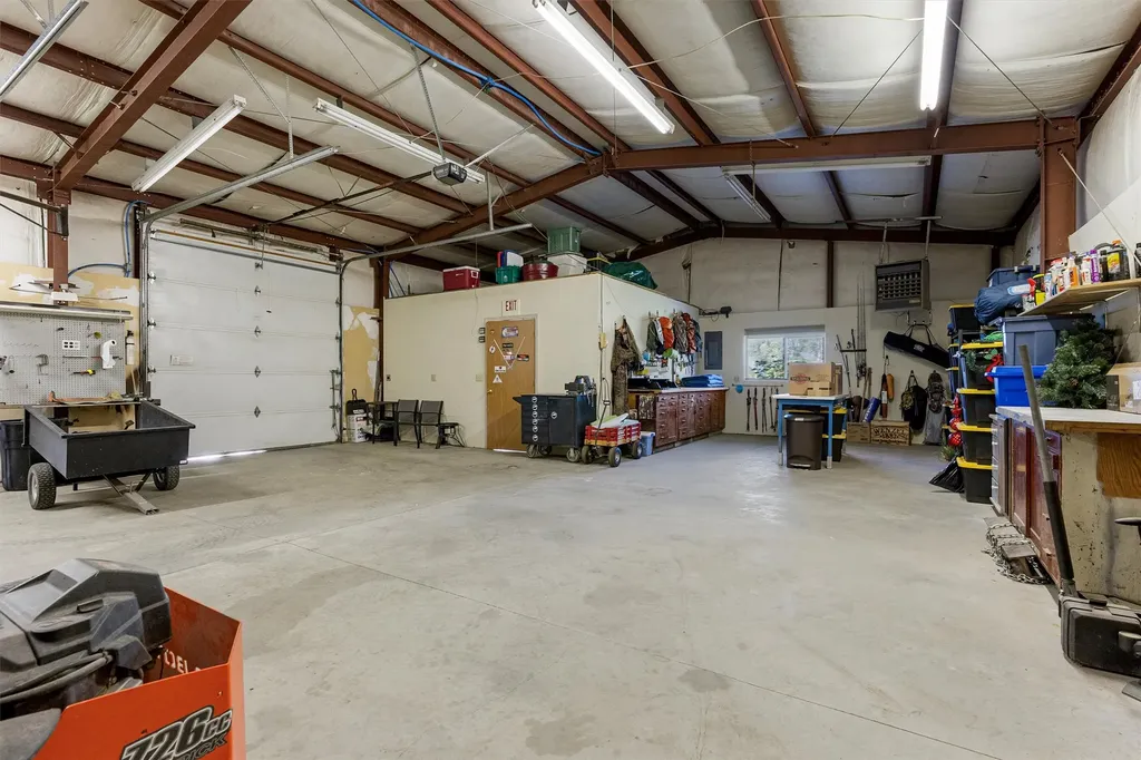 412 Bass Lane Corvallis MT 59828