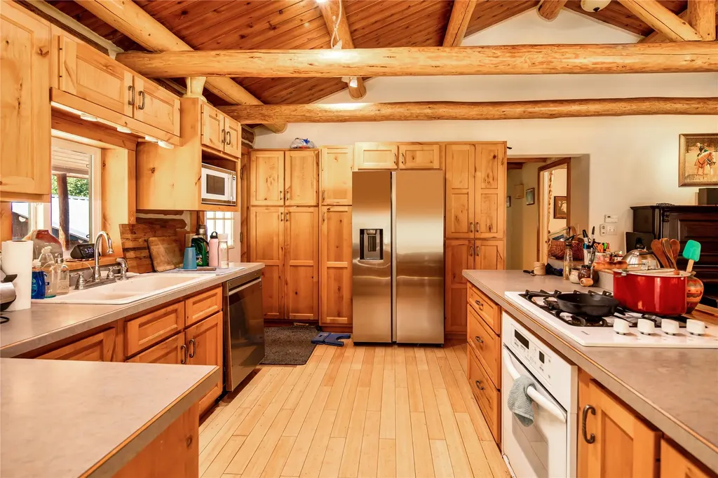 193 Buffalo Bill Road Plains MT 59859