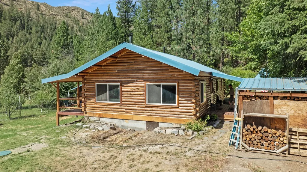 193 Buffalo Bill Road Plains MT 59859