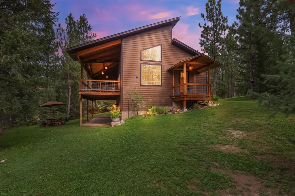 53 Mccracken Trail Eureka MT 59917