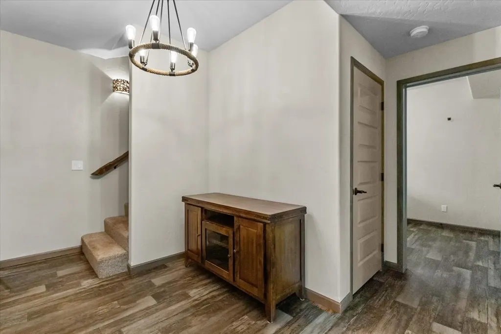 53 Mccracken Trail Eureka MT 59917
