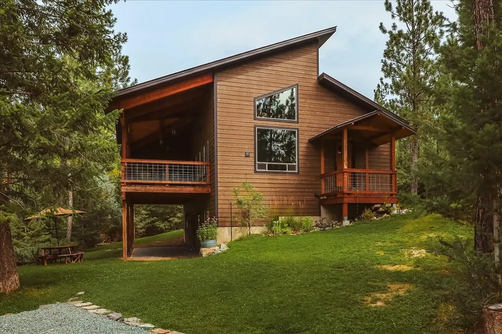 53 Mccracken Trail Eureka MT 59917