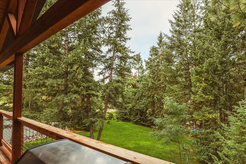 53 Mccracken Trail Eureka MT 59917