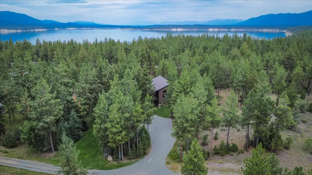 53 Mccracken Trail Eureka MT 59917