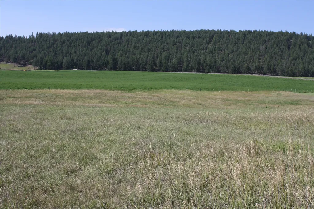 5855 W Kootenai Road Rexford MT 59930