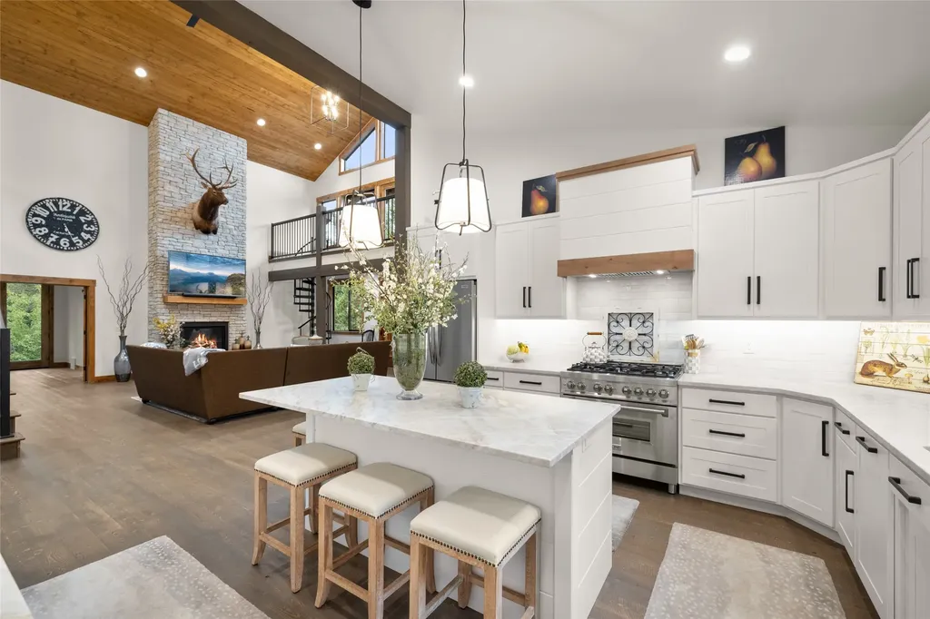 108 Spoklie Drive Lakeside MT 59922