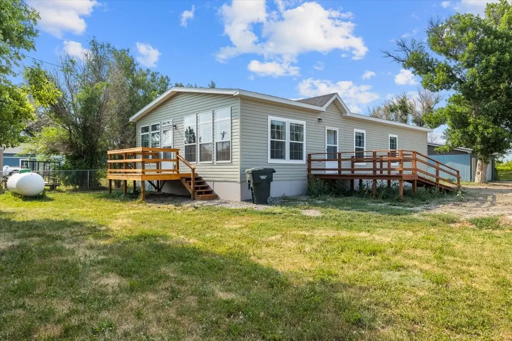 8020 Wade Street Shepherd MT 59079