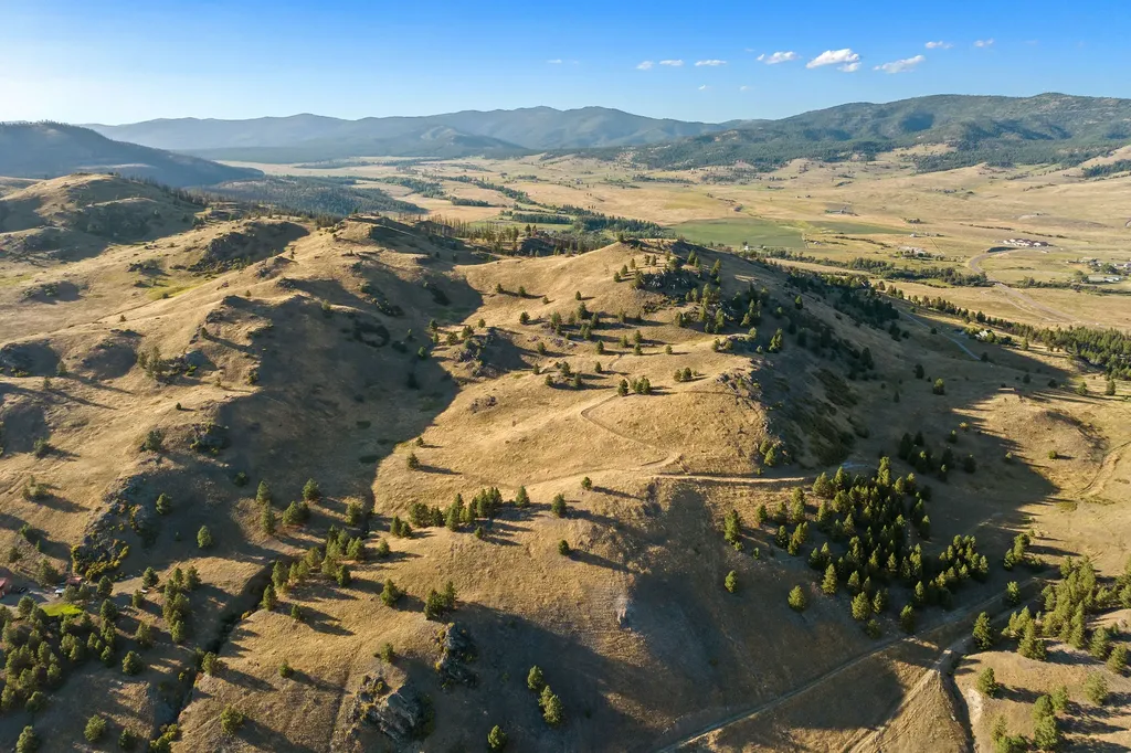 Nhn Gunbarrel Lane Dayton MT 59914