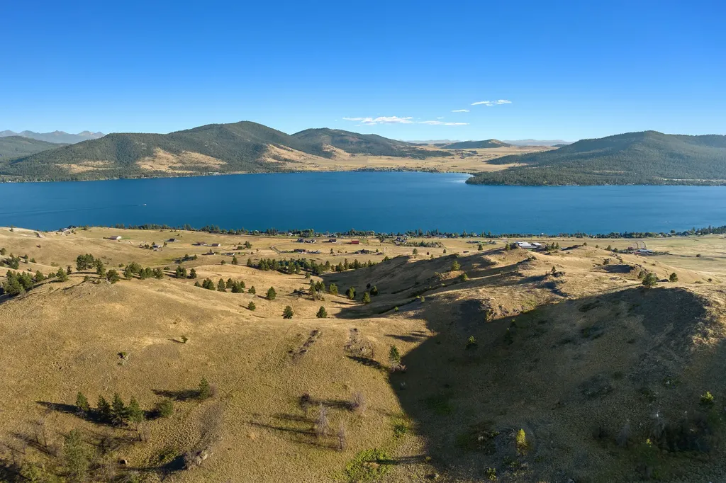 Nhn Gunbarrel Lane Dayton MT 59914