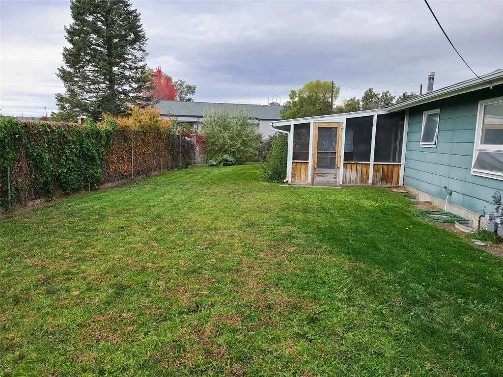 3711 & 3715 Schilling Street Missoula MT 59801