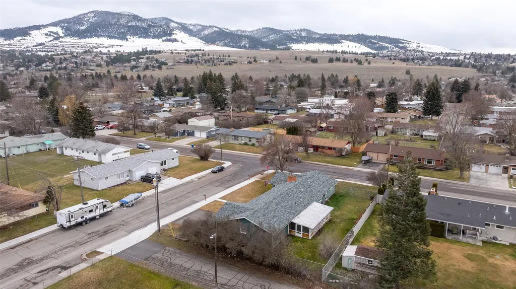 3711 & 3715 Schilling Street Missoula MT 59801