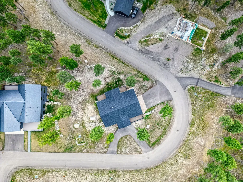 166 Blacktail Loop Lakeside MT 59922