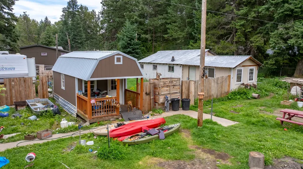 555, 553, & 549 Canyon Road Hungry Horse MT 59919