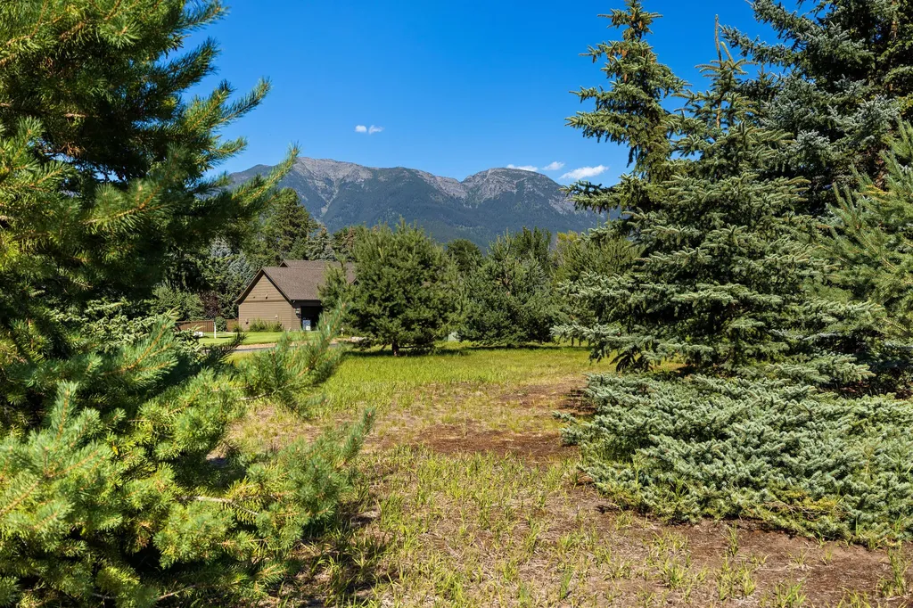 322 Spruce Meadows Loop Kalispell MT 59901