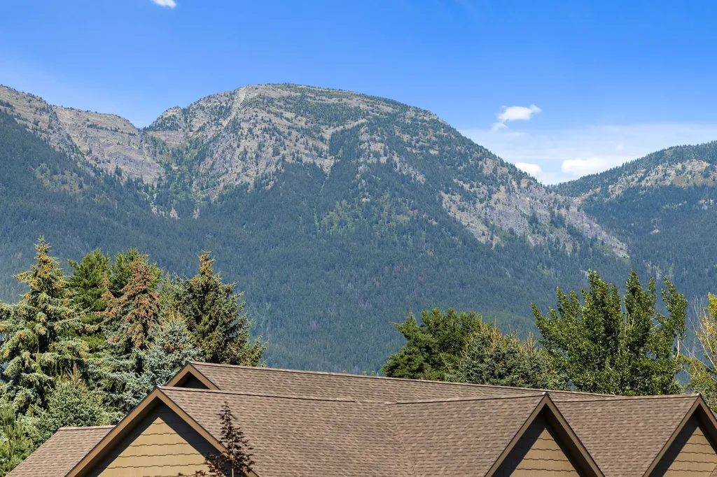 322 Spruce Meadows Loop Kalispell MT 59901