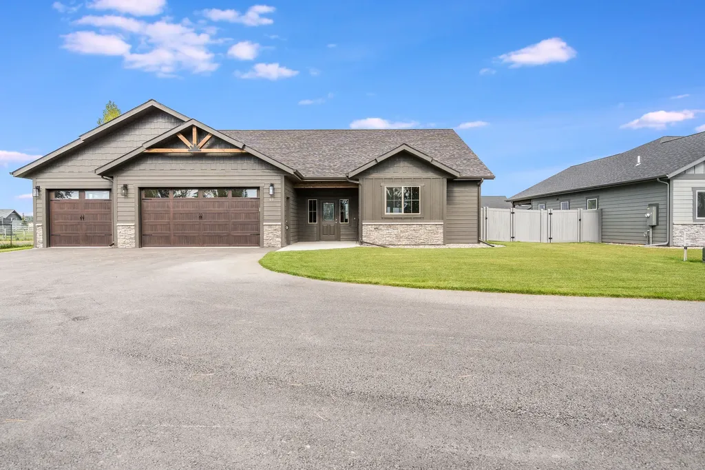 49 Hodgson Court Columbia Falls MT 59912