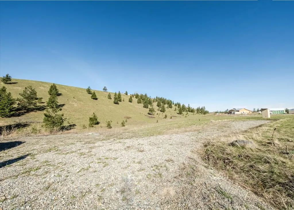 80 Esker Lane Eureka MT 59917