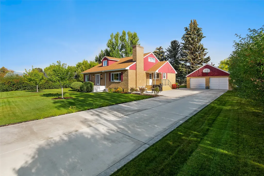 825 College Avenue Deer Lodge MT 59722