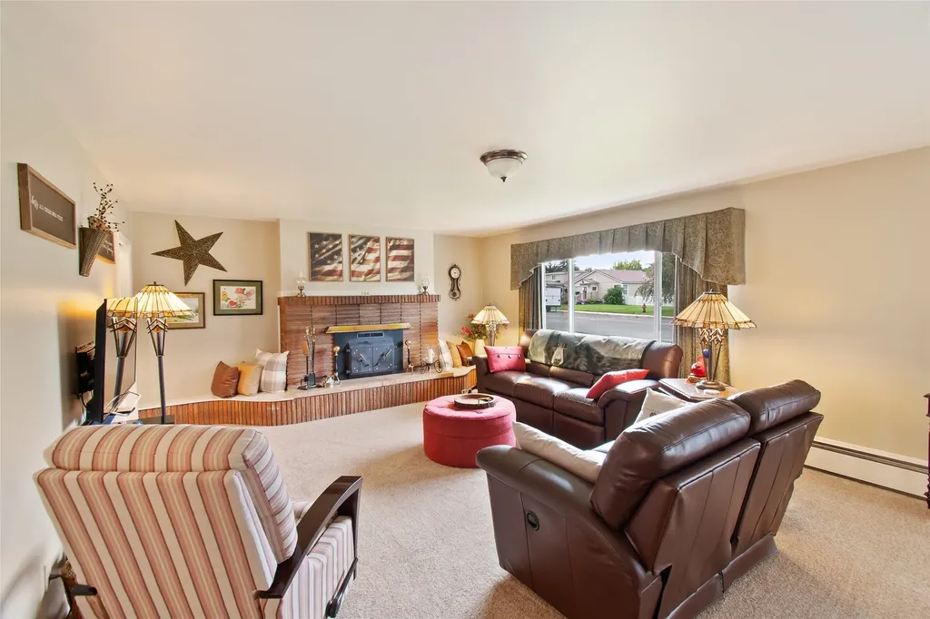 825 College Avenue Deer Lodge MT 59722