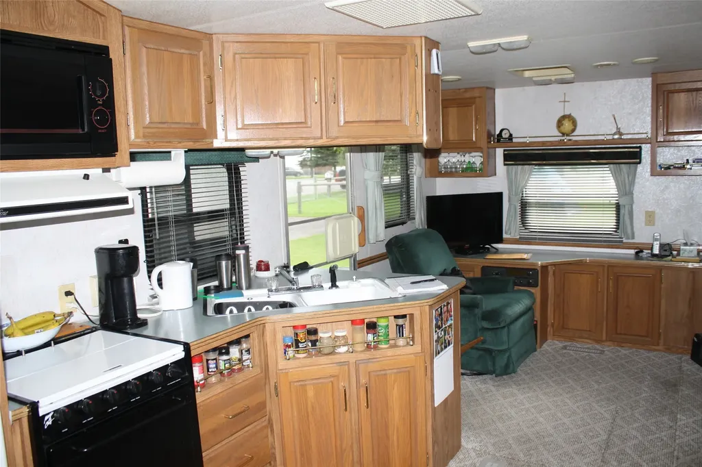 272 Gateway Street Rexford MT 59930