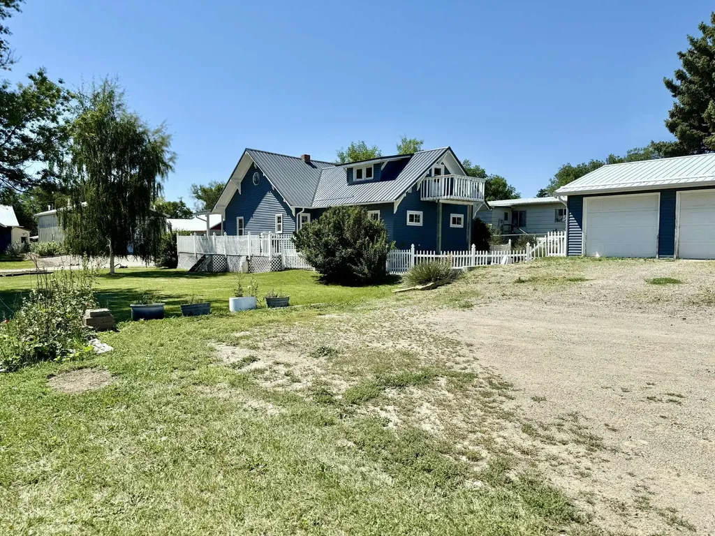429 Illinois Avenue Big Sandy MT 59520