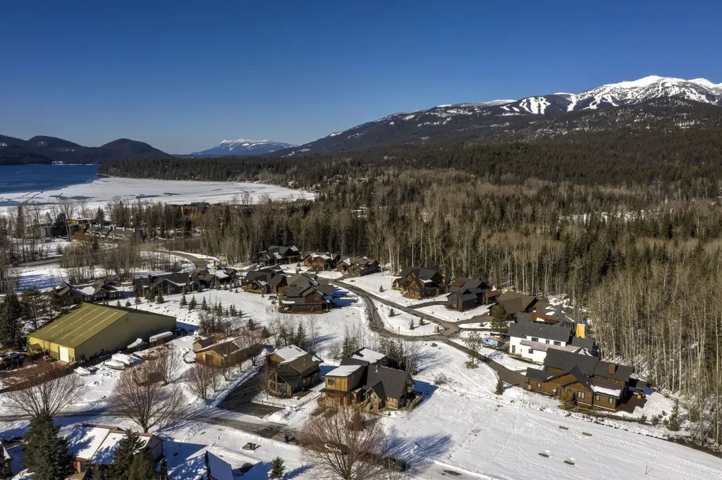 59 Crestwood Drive Whitefish MT 59937