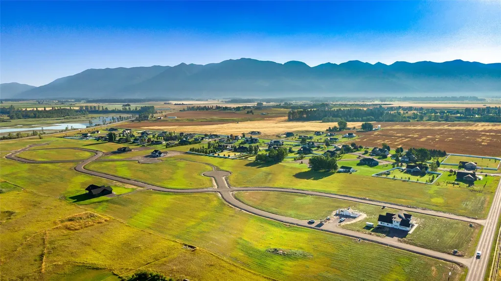 422 Charlotte Peak Drive Kalispell MT 59901
