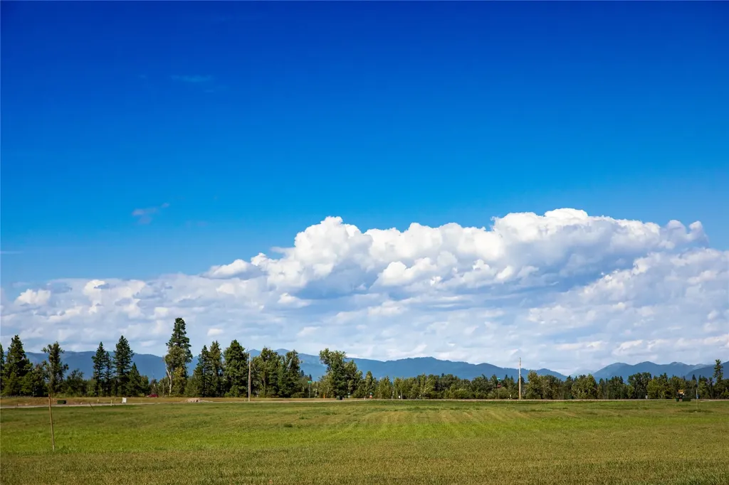 220 Holbrook Drive Kalispell MT 59901