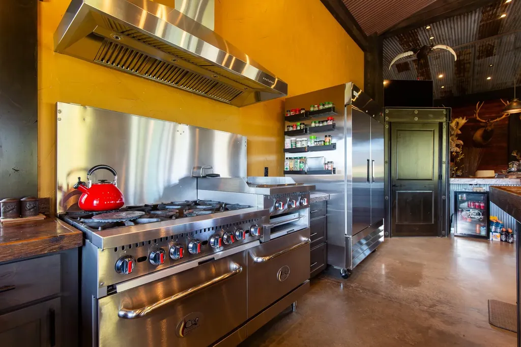 13920 Theisen Road Belgrade MT 59714