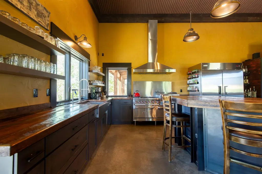 13920 Theisen Road Belgrade MT 59714