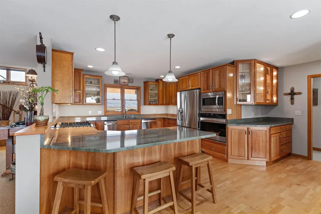 13920 Theisen Road Belgrade MT 59714