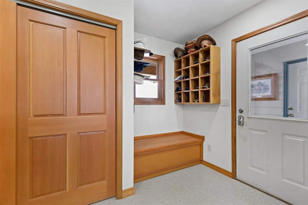 13920 Theisen Road Belgrade MT 59714