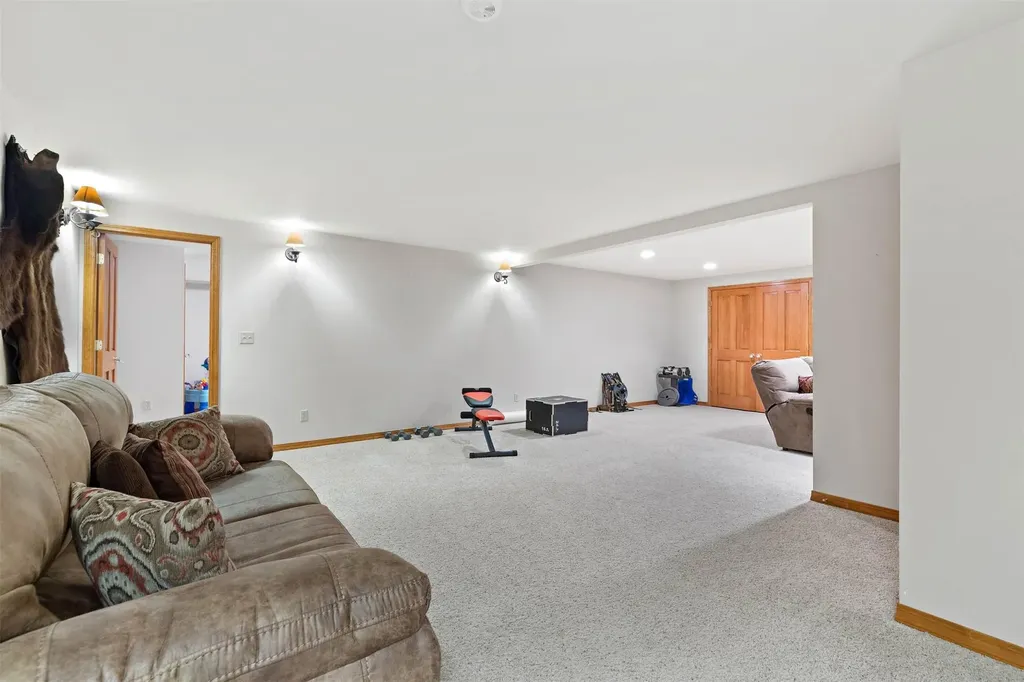 13920 Theisen Road Belgrade MT 59714