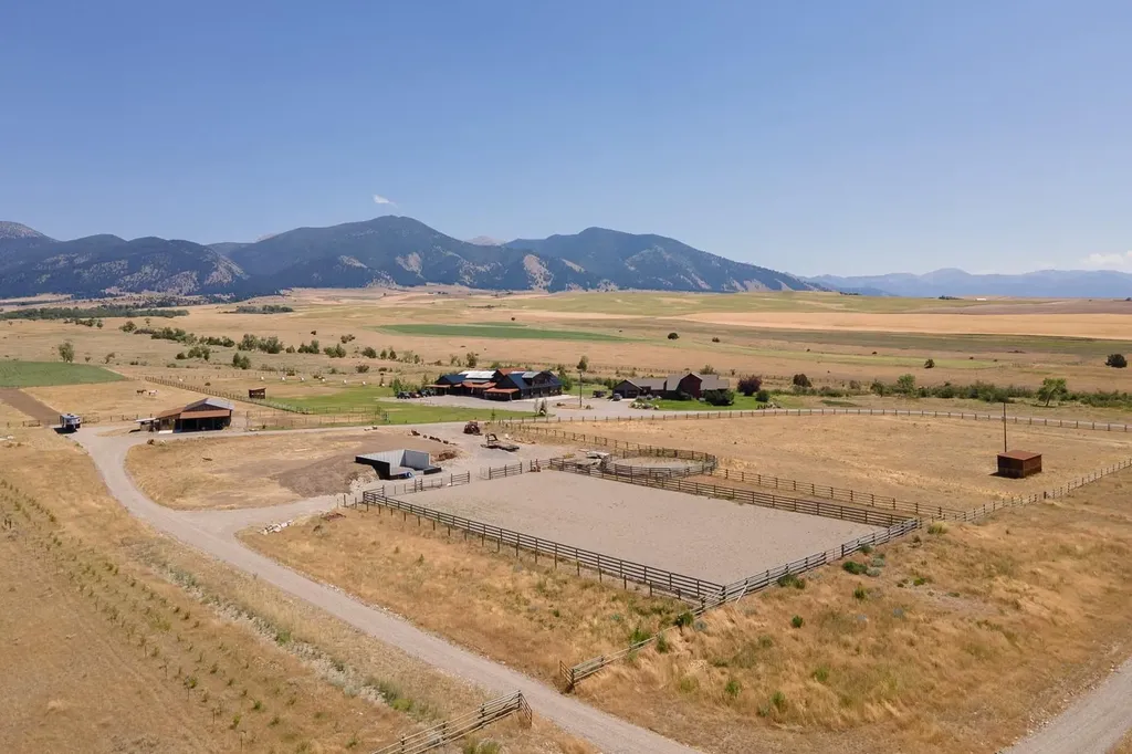 13920 Theisen Road Belgrade MT 59714