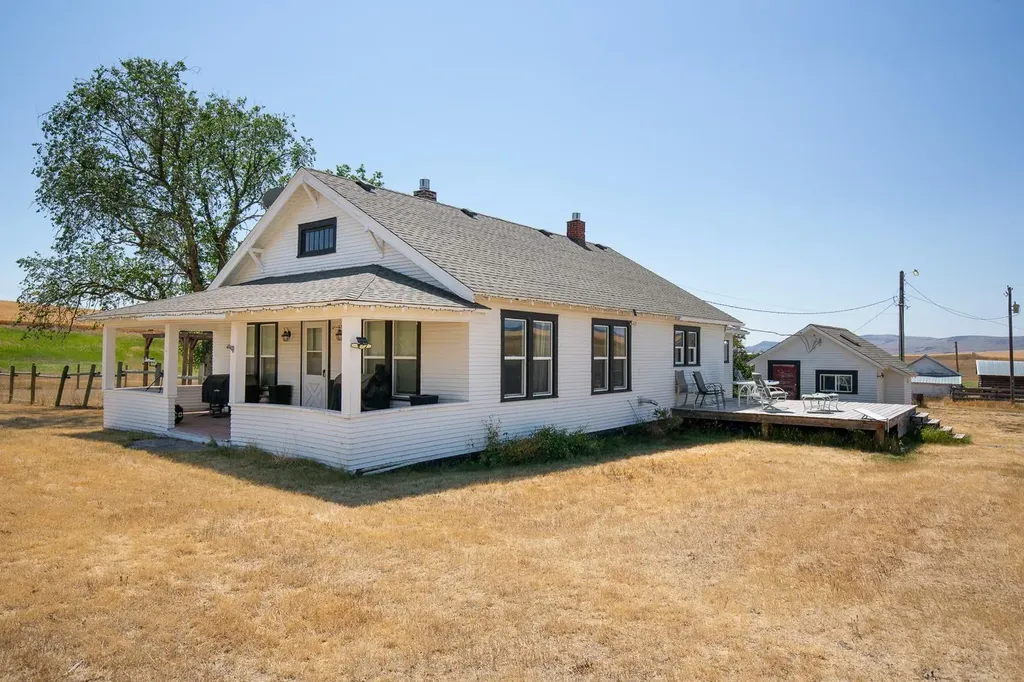 13920 Theisen Road Belgrade MT 59714