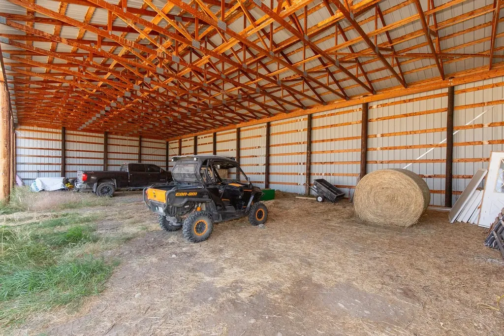 13920 Theisen Road Belgrade MT 59714