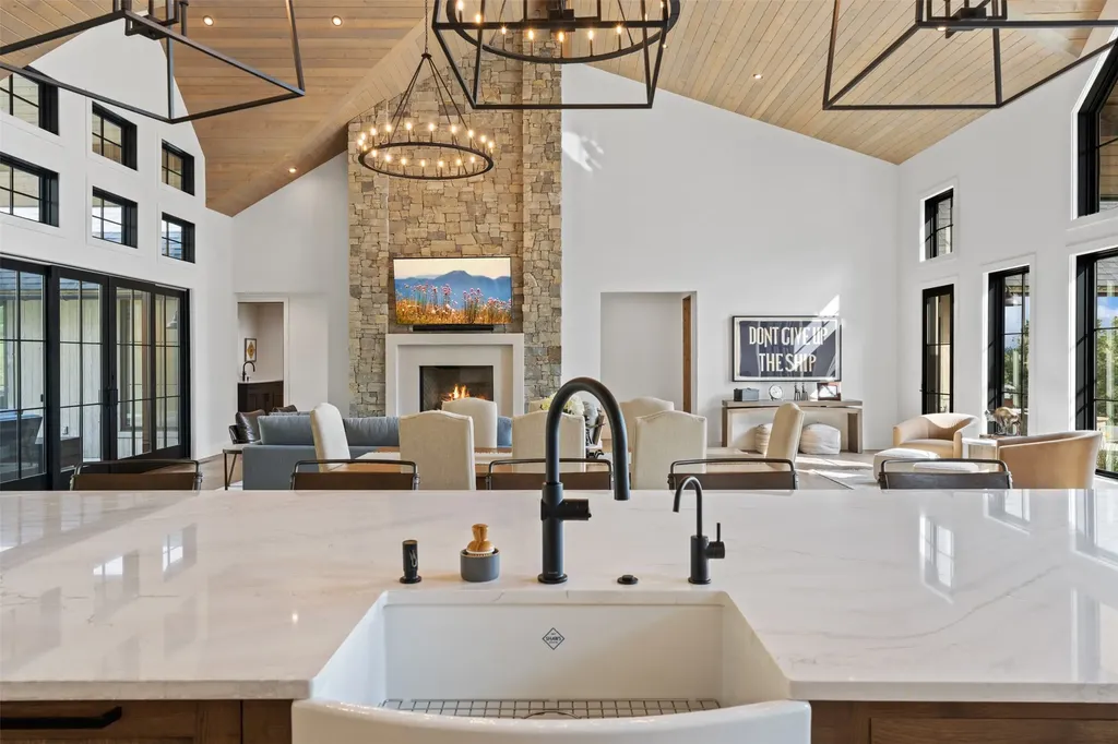 519 Hillside Ranch Road Victor MT 59875