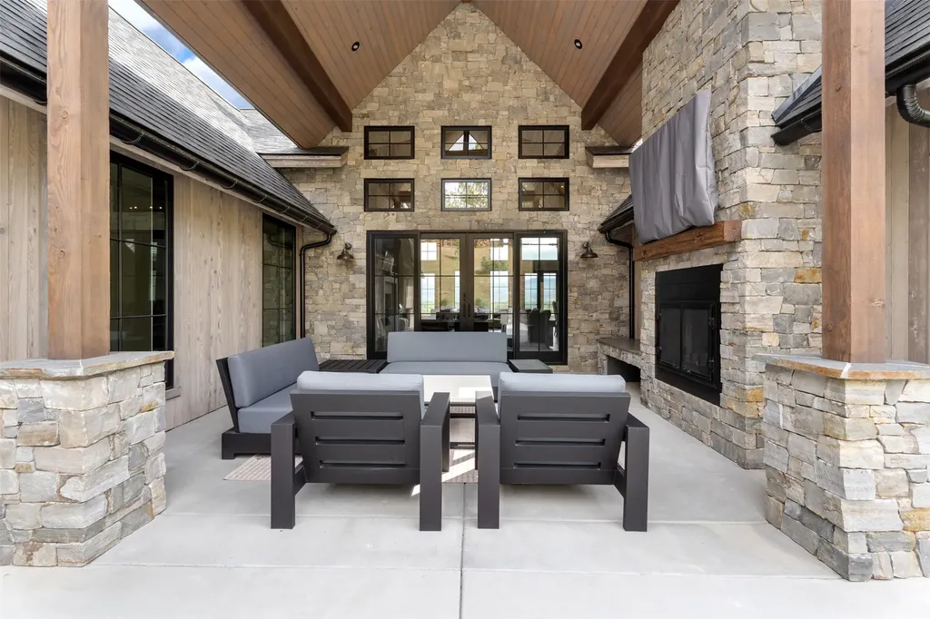 519 Hillside Ranch Road Victor MT 59875