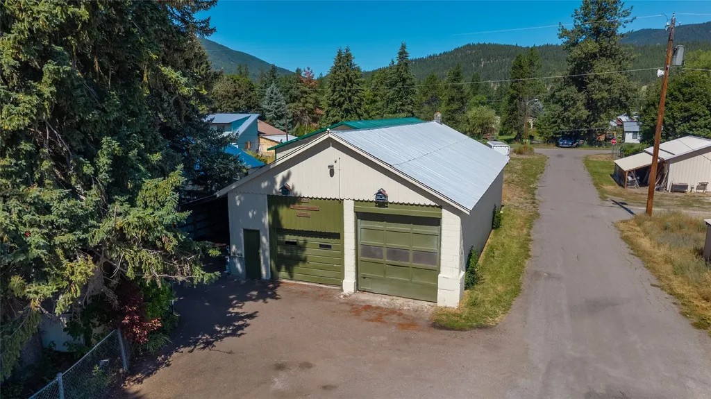 207 Main Street St Regis MT 59866
