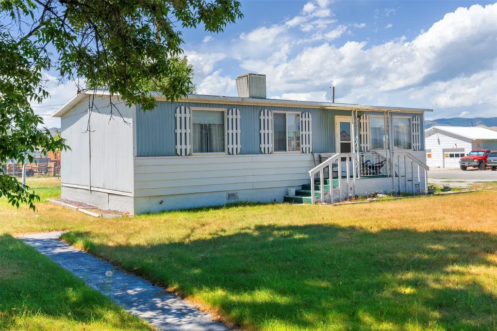515 N Cedar Street Townsend MT 59644