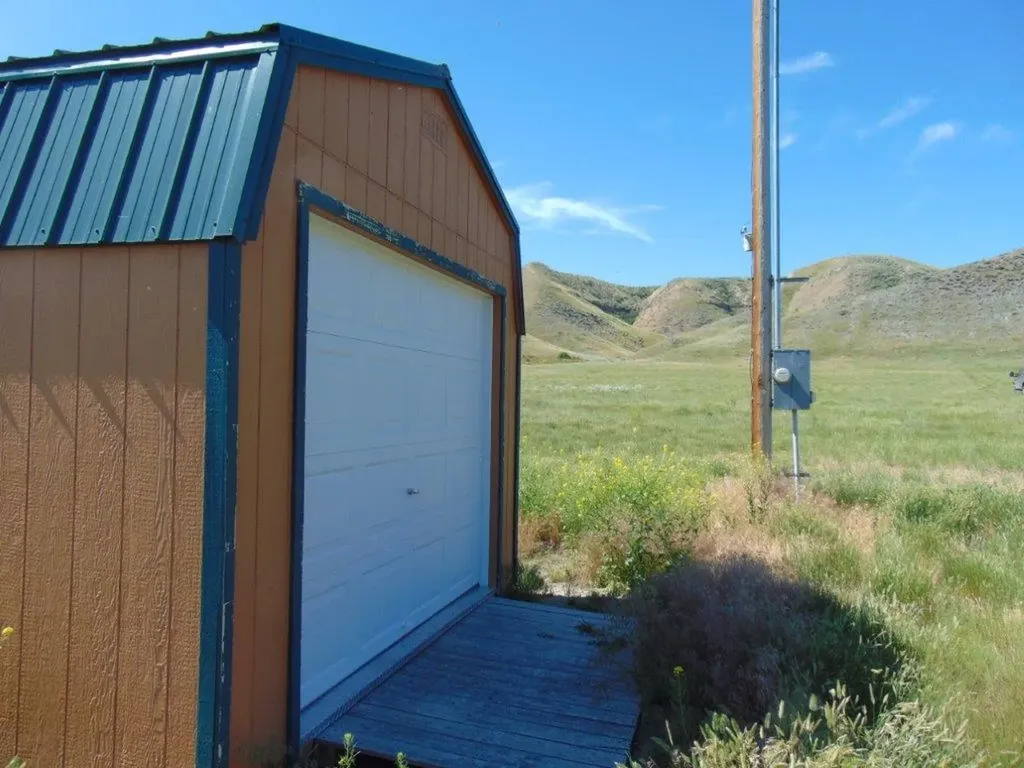 3391 Vernon Road Highwood MT 59450