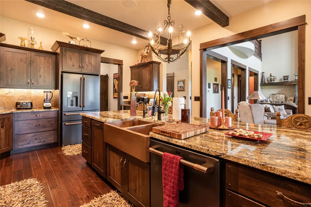 26190 Sliding Horse Lane Arlee MT 59821