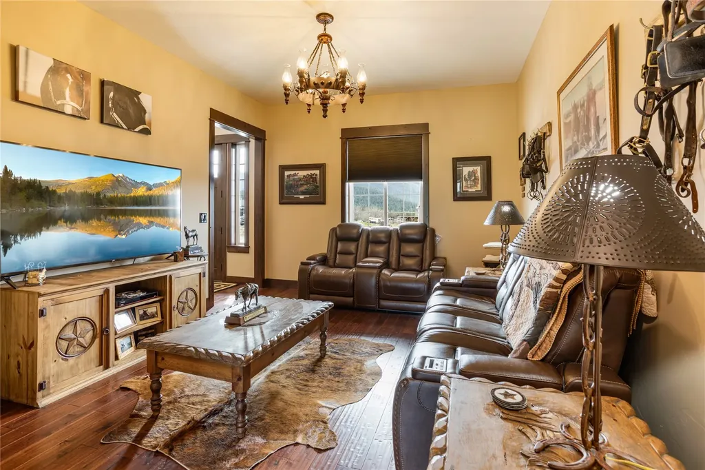 26190 Sliding Horse Lane Arlee MT 59821