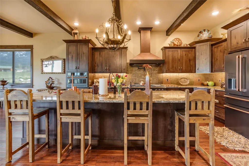 26190 Sliding Horse Lane Arlee MT 59821