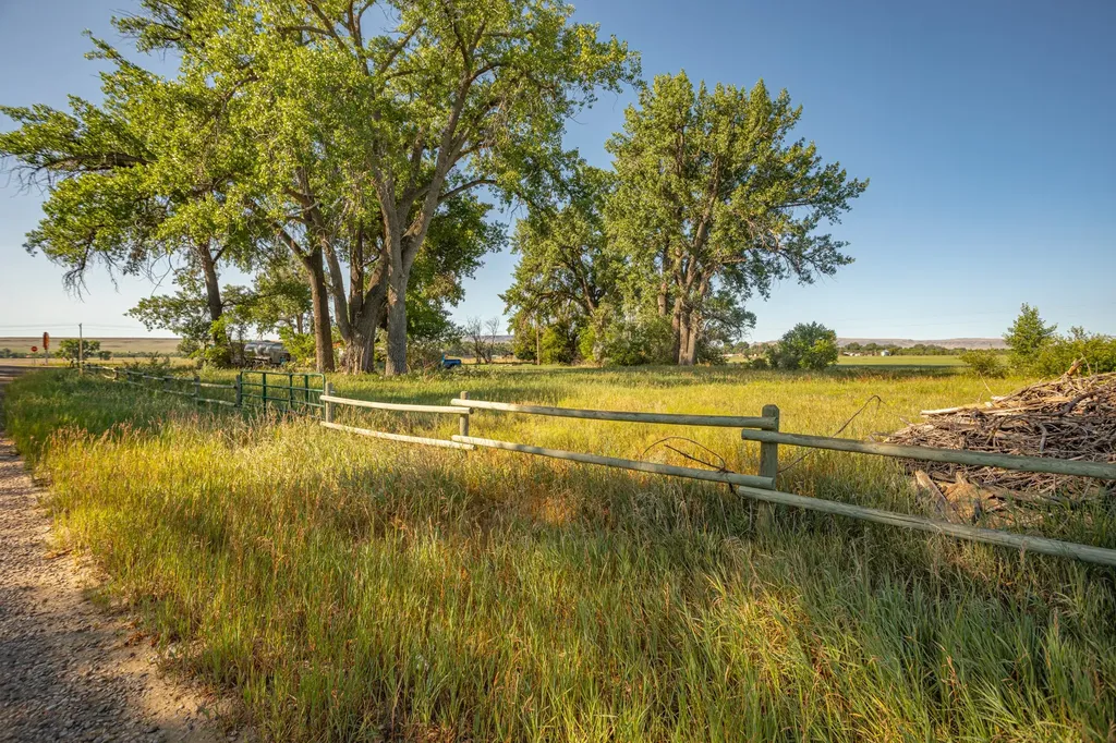 13899 Mt Highway 200 Sun River MT 59483